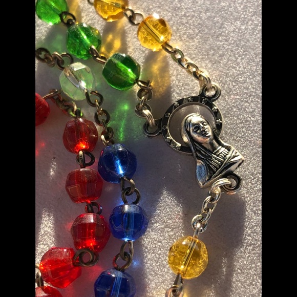 Italy New Old Stock Guardian Angel Multi Color Rainbow INRI Rosary - Picture 4 of 11